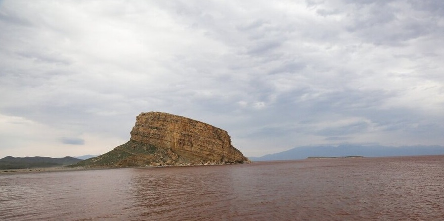 وسعت دریاچه ارومیه کاهش یافت