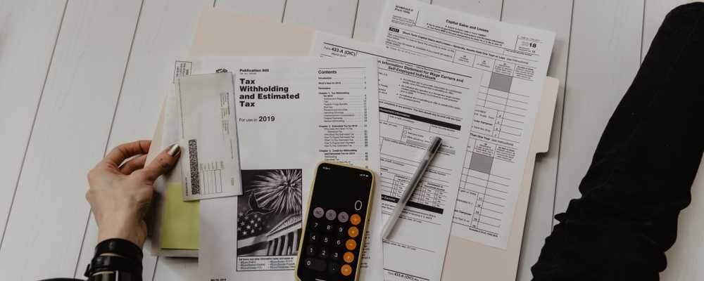 چه کسانی در آمریکا از پرداخت مالیات بر درآمد معاف هستند؟