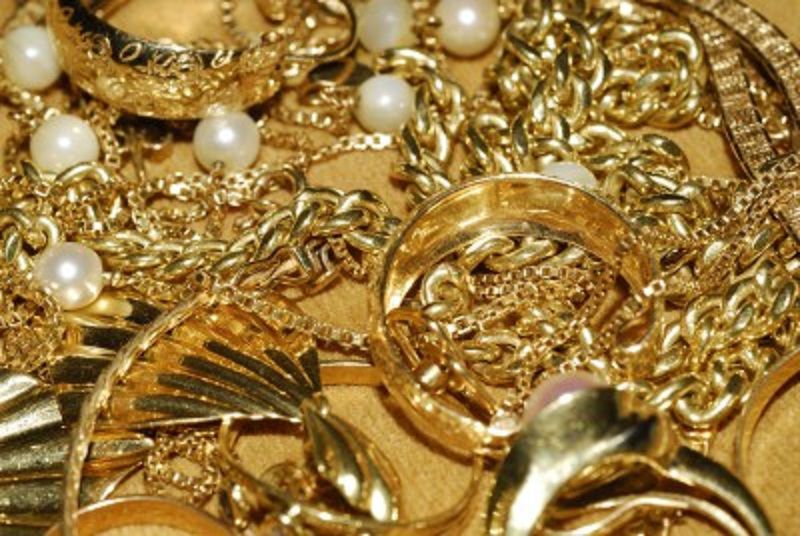 وجود ۴۰۰ تن طلا در خانه‌های مردم