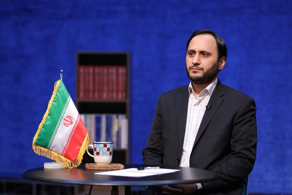 «علی بهادری جهرمی» به عنوان سخنگو و رییس شورای اطلاع رسانی دولت تعیین شد