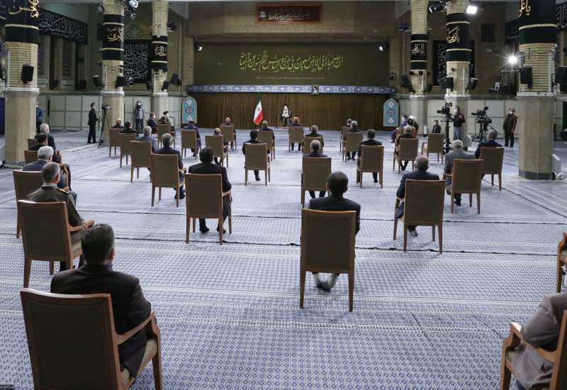  تنها زن حاضر در دیدار هیات دولت رییسی با رهبر انقلاب کیست؟ + عکس