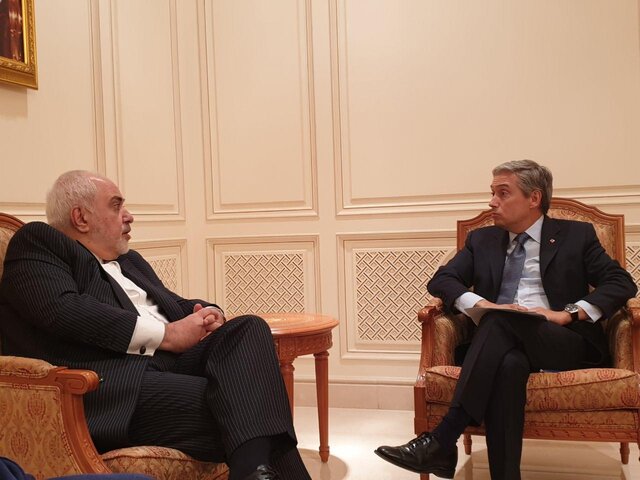 گفت‌وگوی ظریف و وزیر خارجه کانادا