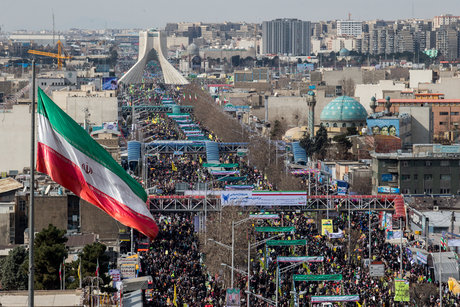 آغاز رسمی سی‌و هشتمین جشن انقلاب اسلامی در سراسر کشور