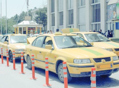 جزییات سبد اقلامی اهدایی به رانندگان تاکسی/ آغاز توزیع 10هزار ماسک و دستکش میان رانندگان تاکسی