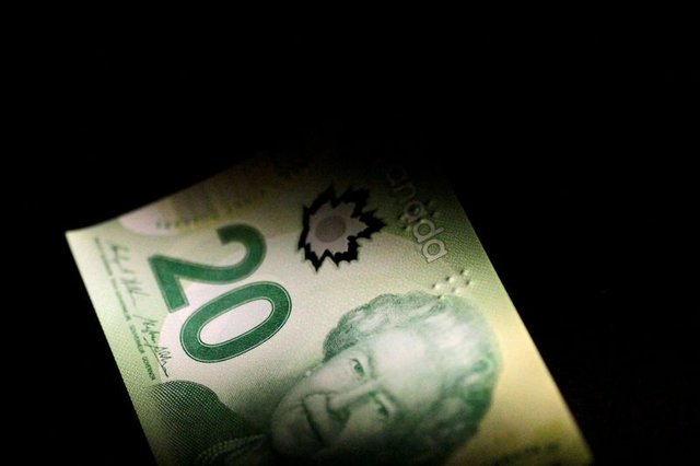 قیمت دلار کانادا افزایش یافت