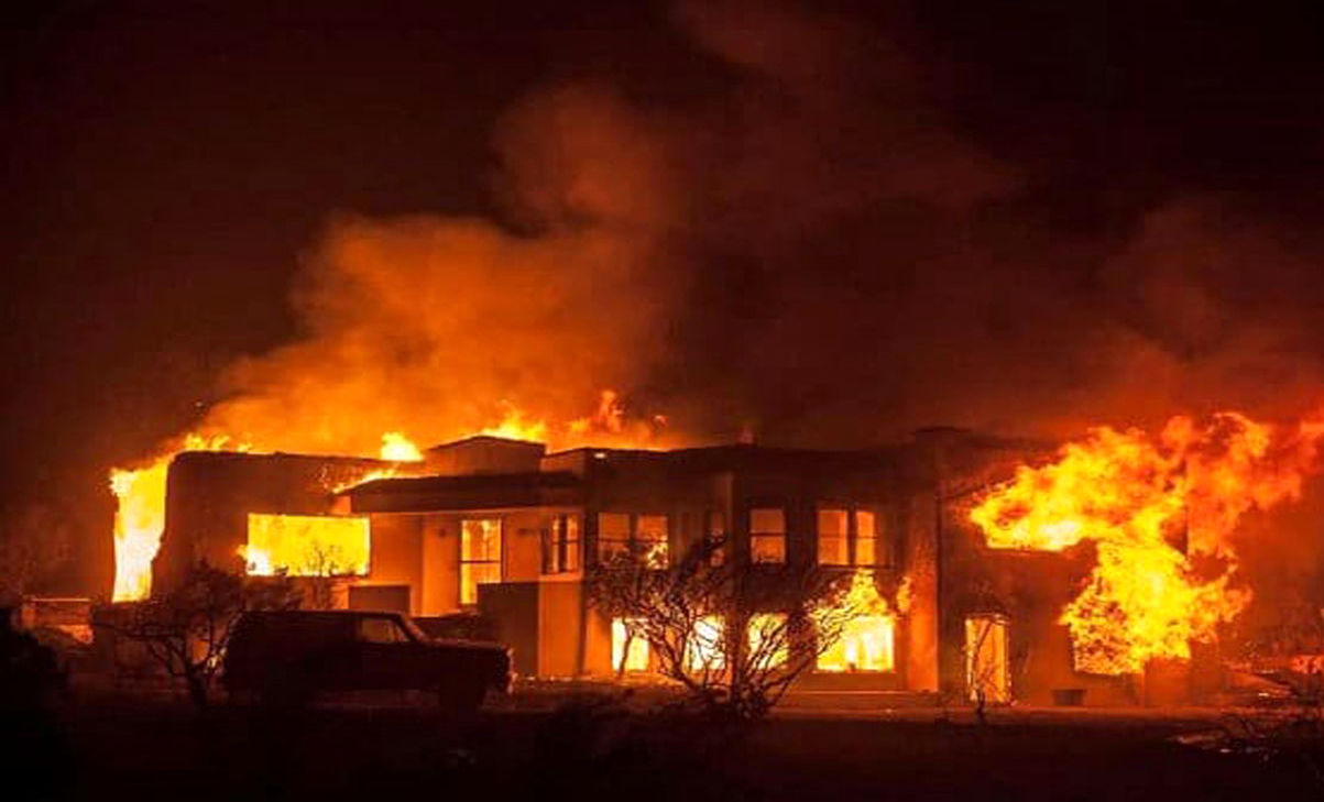 مرگ پسربچه در آتش‌ سوزی مشکوک خانه