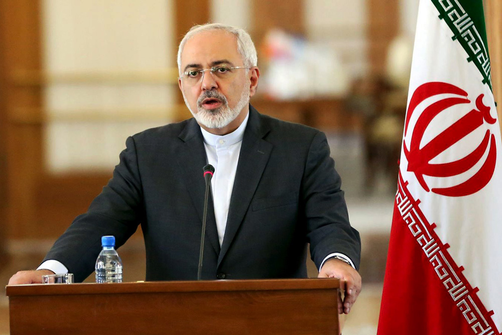 ظریف توییت وزیر خارجه آمریکا علیه ایران را پاسخ داد