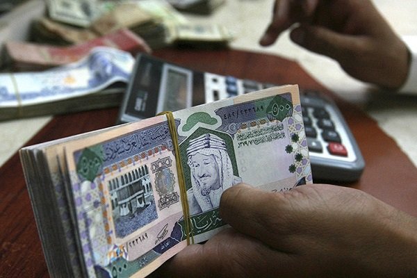 عربستان به شهروندانش یارانه نقدی می‌دهد