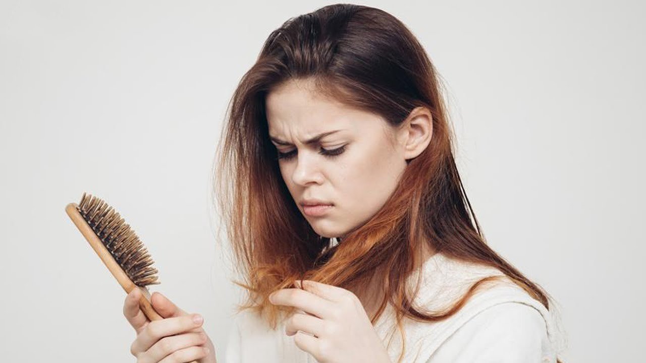 راهکارهای فوری برای مقابله با موهای چرب