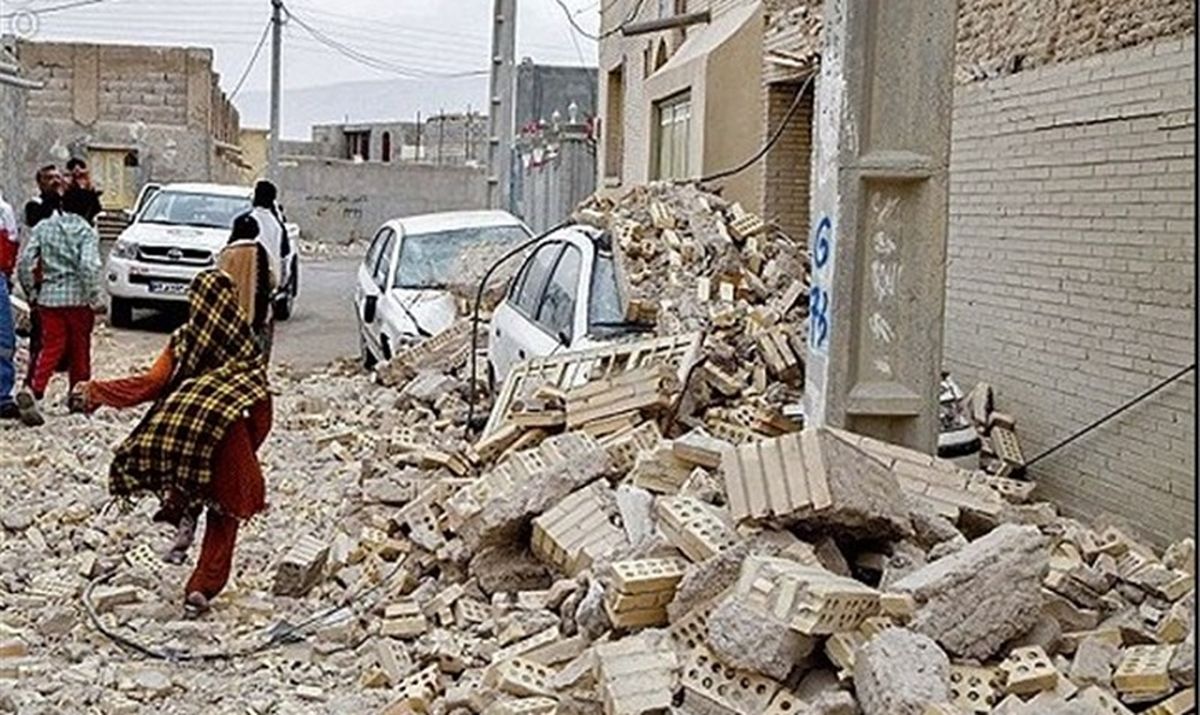 تصاویری از تخریب منازل زلزله های بامداد امروز هرمزگان + فیلم