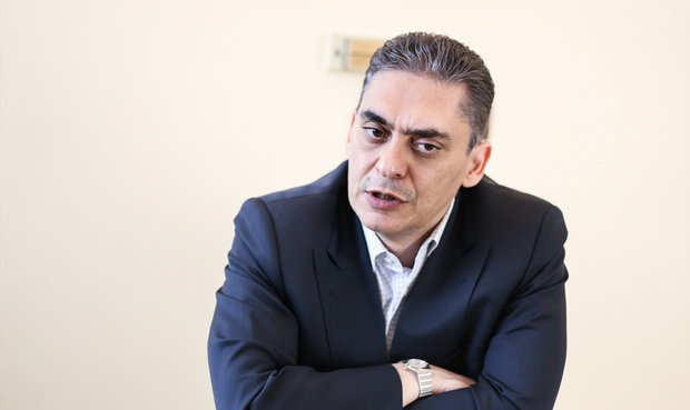 لاهوتی از سیاست‌های وزارت صنعت انتقاد کرد