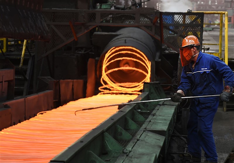 شرکت فولادی آمریکا صدها کارگر را اخراج می‌کند