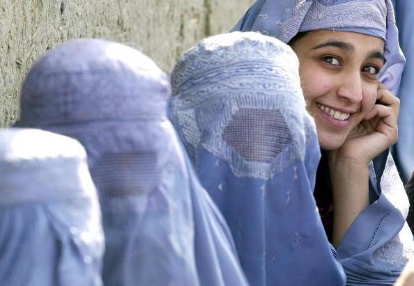 روزگار دختران افغان در ایران