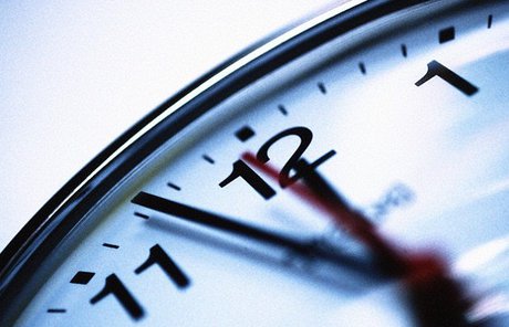 ساعت کاری در ایام ماه رمضان کاهش می یابد