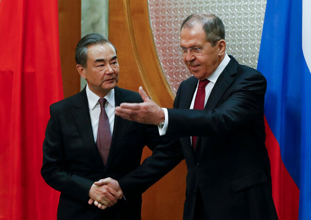 وزرای خارجه روسیه و چین درباره توافق هسته‌ای گفت و گو کردند
