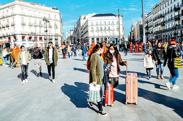  «اسپانیا» چگونه جذاب‌ ترین نقطه جهان برای گردشگران شد؟ 