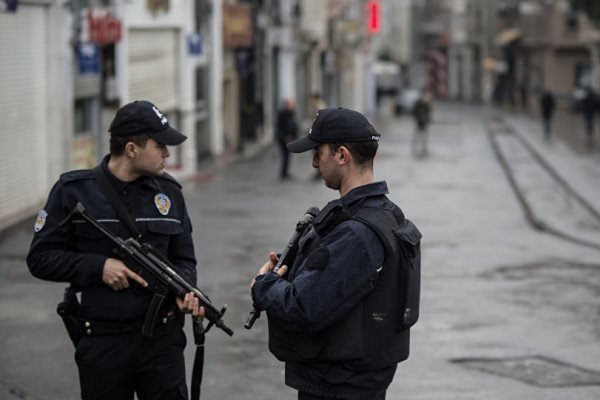 کشته شدن یک پلیس استانبول به دست یک داعشی