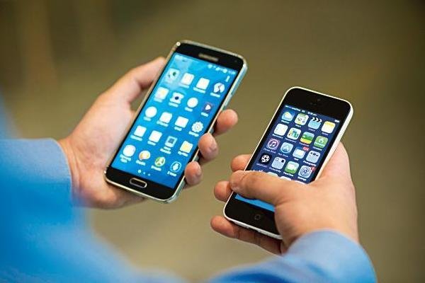 گوشی تلفن همراه گران می‌شود؟
