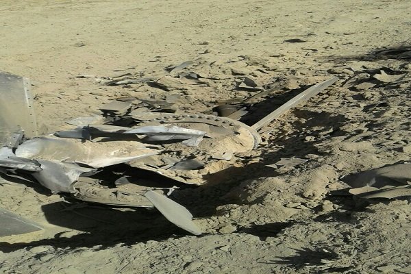 سقوط دو شیء ناشناس در کویر بجستان +تصاویر