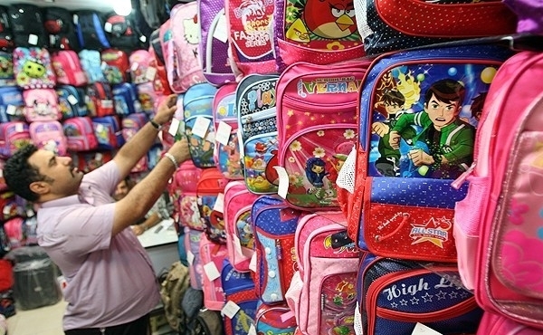 کاهش واردات کیف مدارس