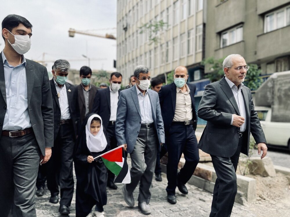 حضور احمدی نژاد در راهپیمایی روز قدس + عکس