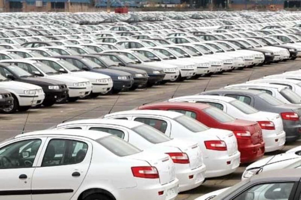 کاهش فروش خودرو در بهمن‌ماه