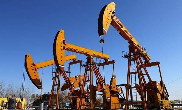 ۲میلیون و ۴۸۵هزار بشکه؛ تولید روزانه نفت ایران