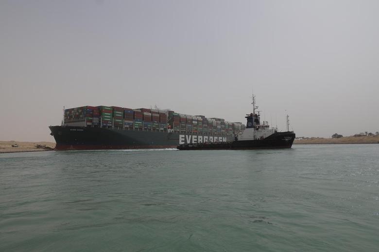  کشتی گیر کرده در کانال سوئز آزاد شد +فیلم