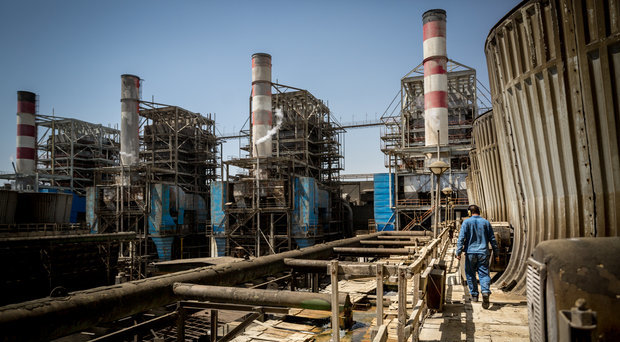 تکذیب استفاده  از سوخت مازوت در نیروگاه‌های استان تهران