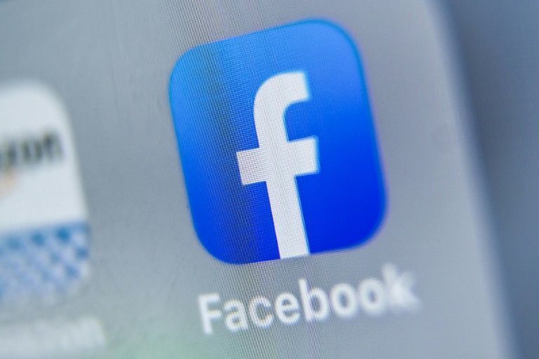 خودداری فیس بوک از حذف تبلیغات سیاسی