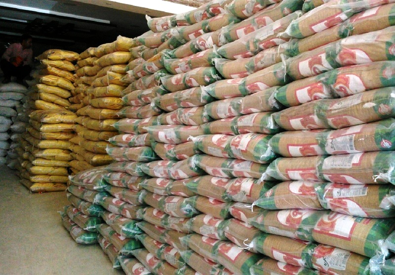 کشف ۳۶ تن برنج احتکارشده در قم