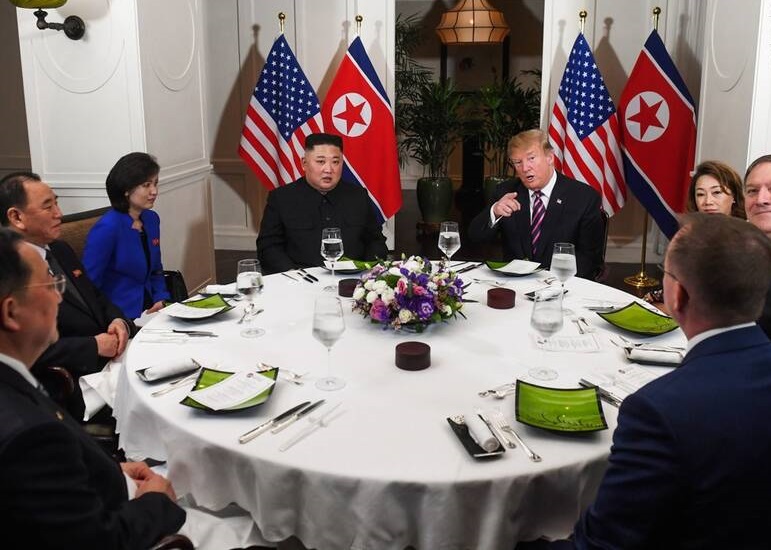 اون و ترامپ سر میز شام +عکس