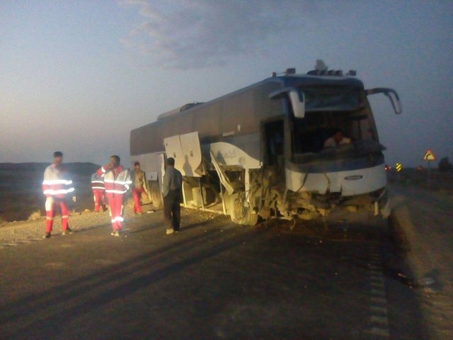 تصادف اتوبوس زائران ایرانی در عراق + اسامی مصدومان