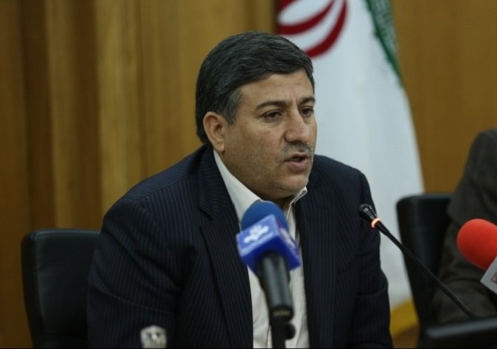 شهردار تهران تکلیف دفاتر خدمات الکترونیک را مشخص کند/ انجام تخلفات گسترده در برخی دفاتر خدمات الکترونیک شهر