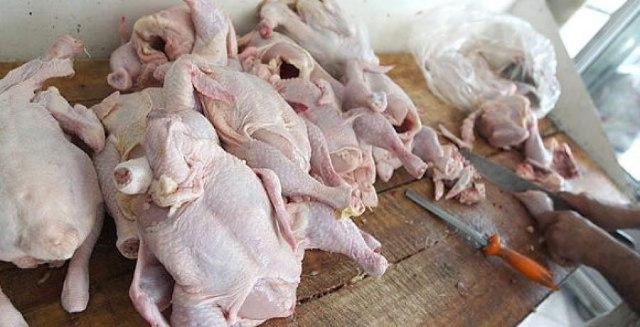حداکثر قیمت گوشت مرغ  ۷۹۵۰تومان است