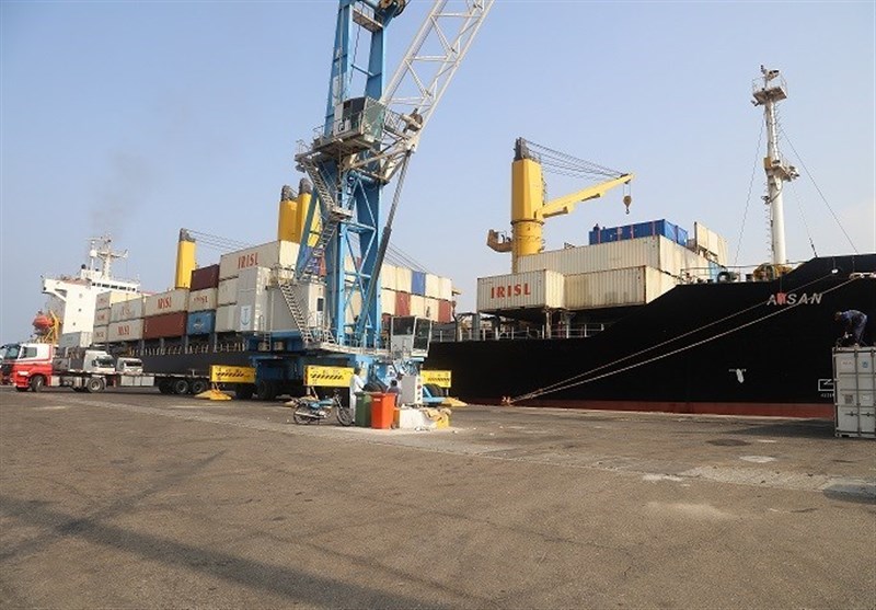  ترافیک کشتی‌های حامل کالای اساسی در بندر چابهار