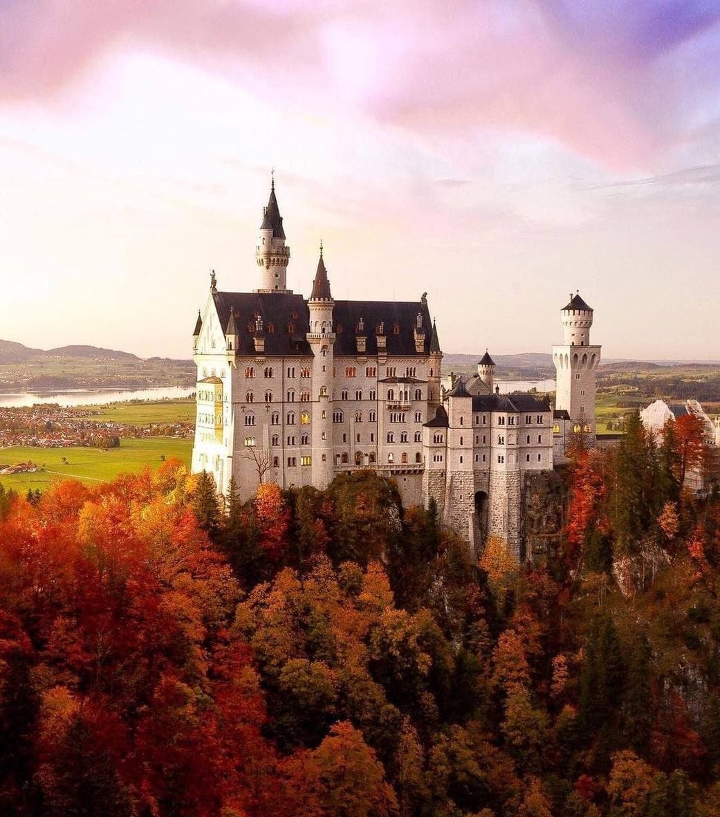 یک قلعه حیرت انگیز در آلمان + عکس
