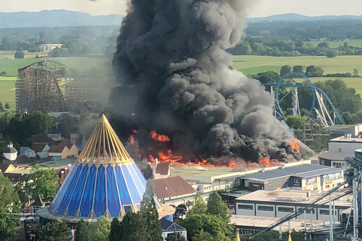 پارک تفریحی آلمان پس از آتش‌سوزی +فیلم