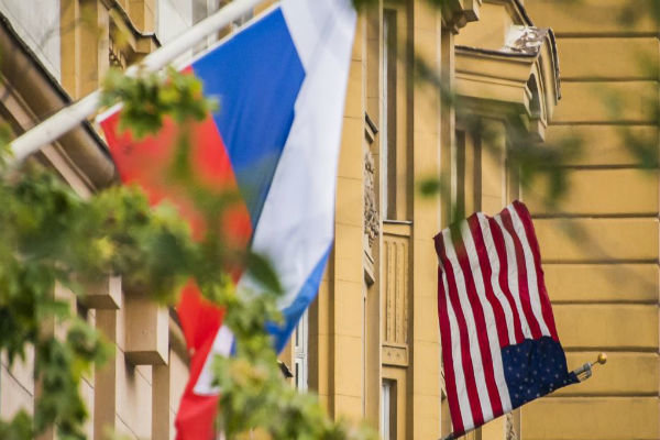 روسیه ۱۵۰‌کارمند مراکز دیپلماتیک آمریکا را  اخراج می‌کند