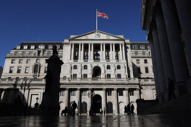 نرخ بهره در انگلستان هم افزایش می یابد؟