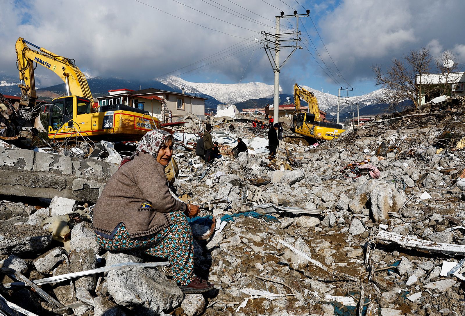حیرت امدادگر سوییسی از میزان فاجعه زلزله ترکیه + عکس