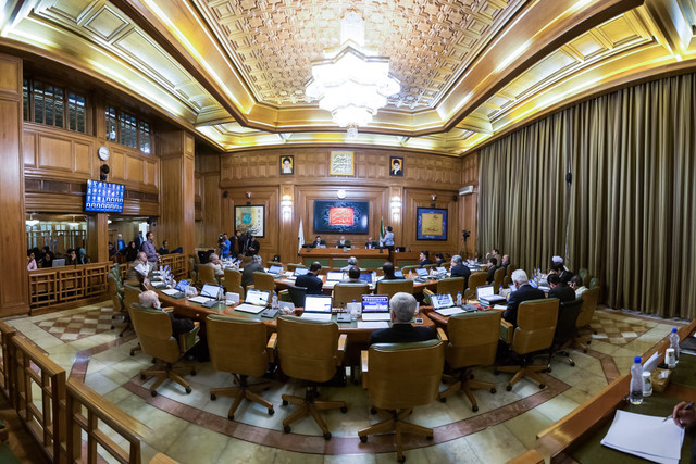 عدم امکان خروج از شورا برای اعضای شورای شهر