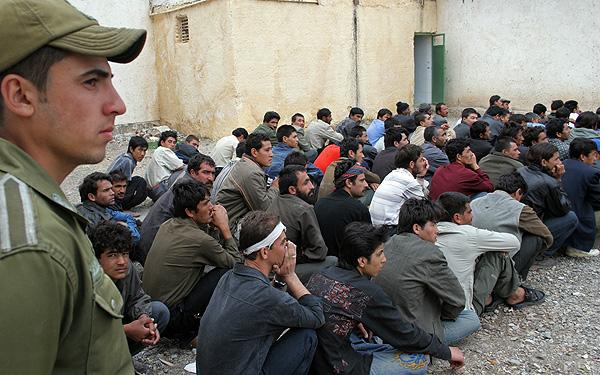 دستگیری ۲۷نفر به دلیل ورود غیرقانونی از افغانستان به ایران