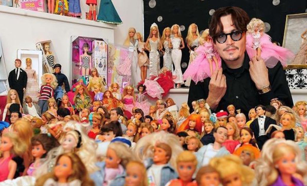 کلکسیون عجیب عروسک های باربی «جانی دپ» را ببینید /  بیانسه هم میان عروسک هاست!
