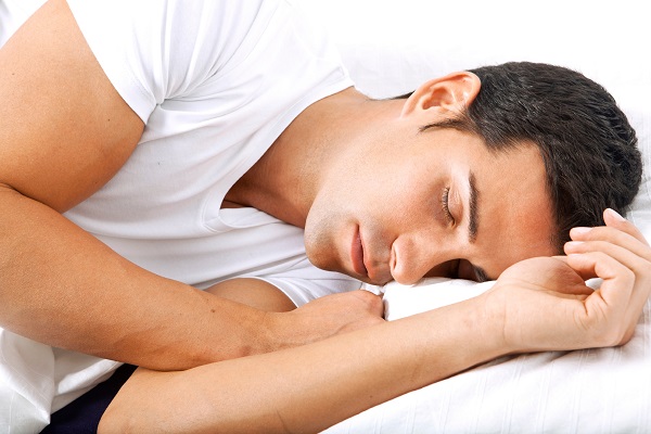 پرخوابی خطرناک‌تر است یا کم خوابی؟