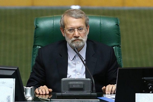 ملت ایران سیلی محکمی به آمریکا زد/ ترامپ برای ملت آمریکا هزینه ایجاد نکند