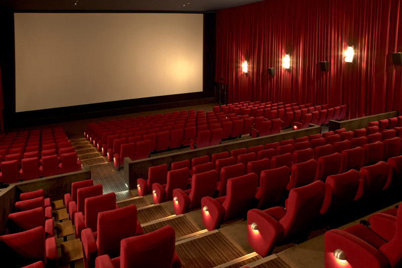 فردا سینماها تا عصر تعطیل هستند