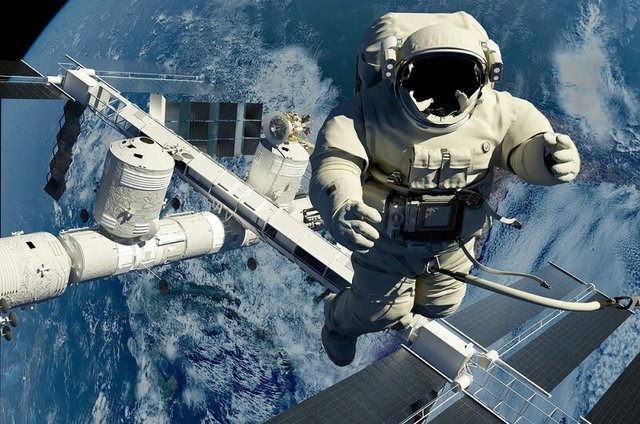 استخدام فضانورد جدید در روسیه