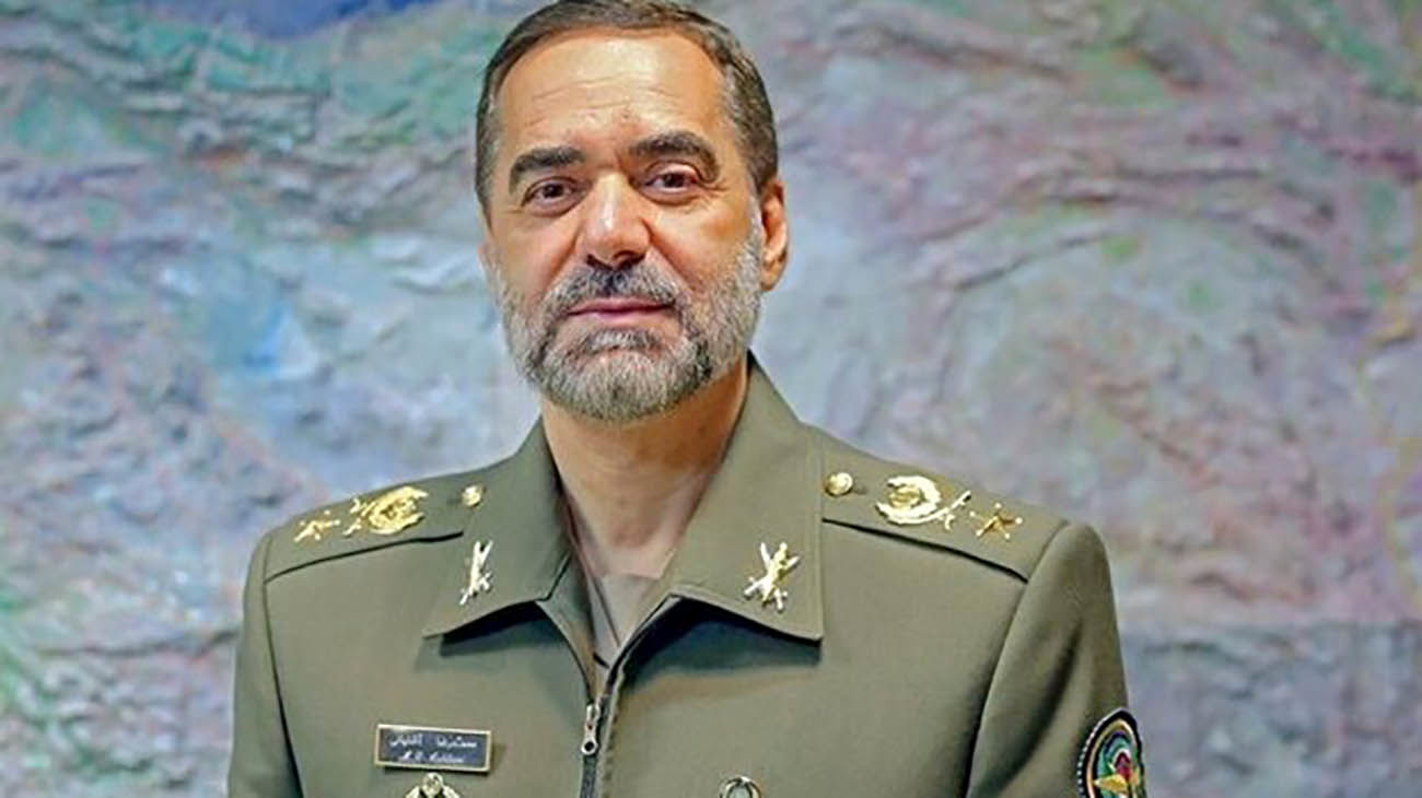 وزیر دفاع: همه تحریم‌های تسلیحاتی ایران مهرماه پایان می‌یابد