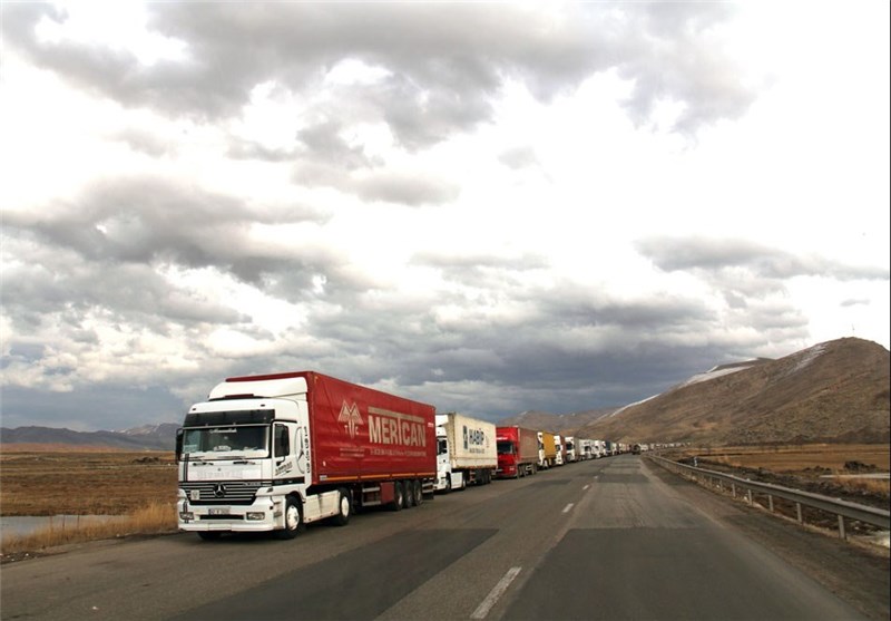 سرگردانی ارزی 12هزار کامیون در لب مرز